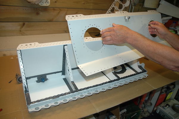 centertank_11.JPG